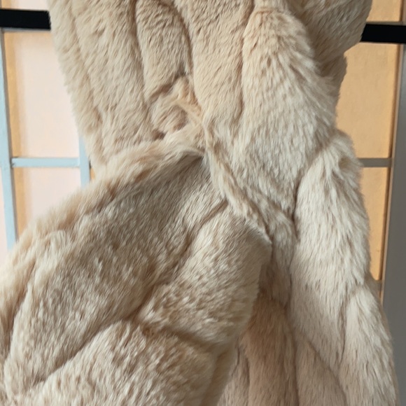 NWT INC cream scarf - Picture 3 of 6